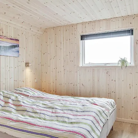 Feriehus Lovely In With Kitchen *